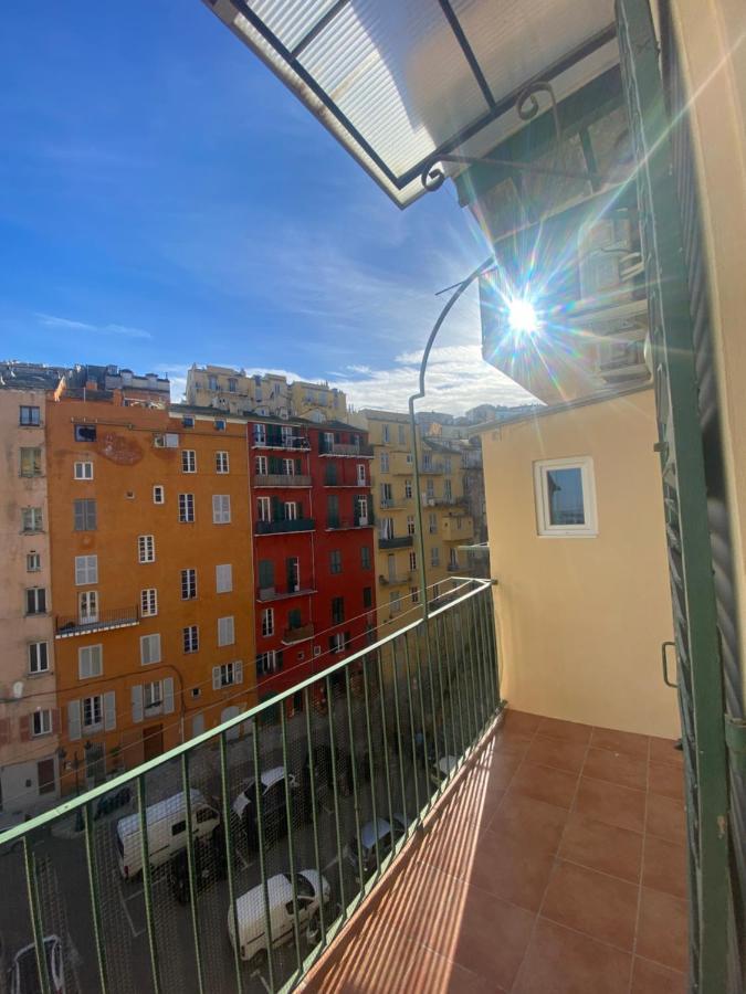 Climatise,idealement Situe 100m Du Vieux Port. Apartment *